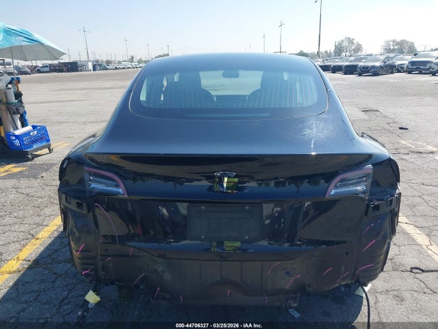 44706327 :رقم المزاد ، 5YJ3E1EAXKF395248 vin ، 2019 Tesla Model 3 Long Range/mid Range/standard Range/standard Range Plus مزاد بيع