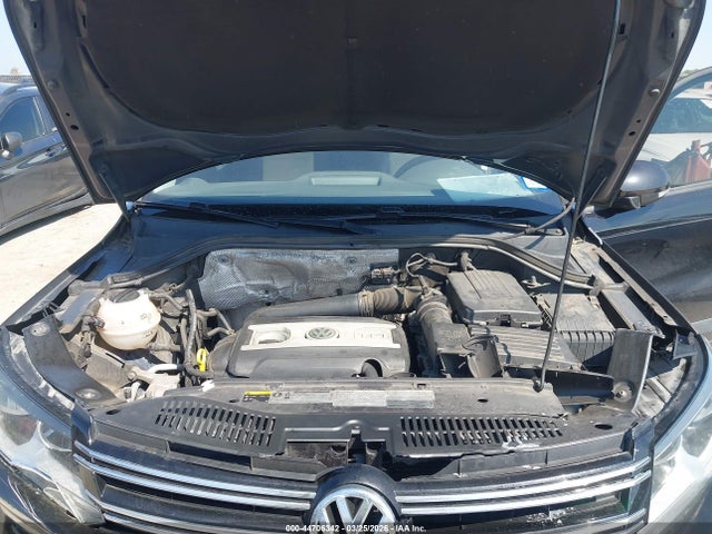 Продаж на аукціоні авто 2016 Volkswagen Tiguan S, vin: WVGBV7AX1GW585219, номер лоту: 44706342