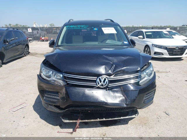 Продаж на аукціоні авто 2016 Volkswagen Tiguan S, vin: WVGBV7AX1GW585219, номер лоту: 44706342