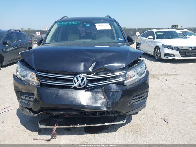 Продаж на аукціоні авто 2016 Volkswagen Tiguan S, vin: WVGBV7AX1GW585219, номер лоту: 44706342