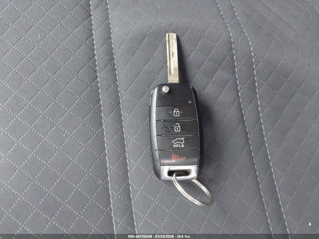 5XYPGDA30HG294760 KIA Sorento 2.4l Lx