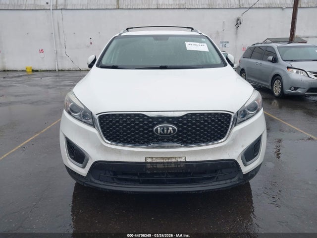 5XYPGDA30HG294760 KIA Sorento 2.4l Lx