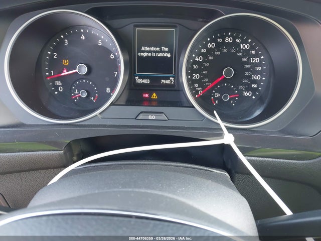 2018 Volkswagen Tiguan 2.0t Se/2.0t Sel მანქანა იყიდება აუქციონზე, vin: 3VV2B7AX9JM036616, აუქციონის ნომერი: 44706359