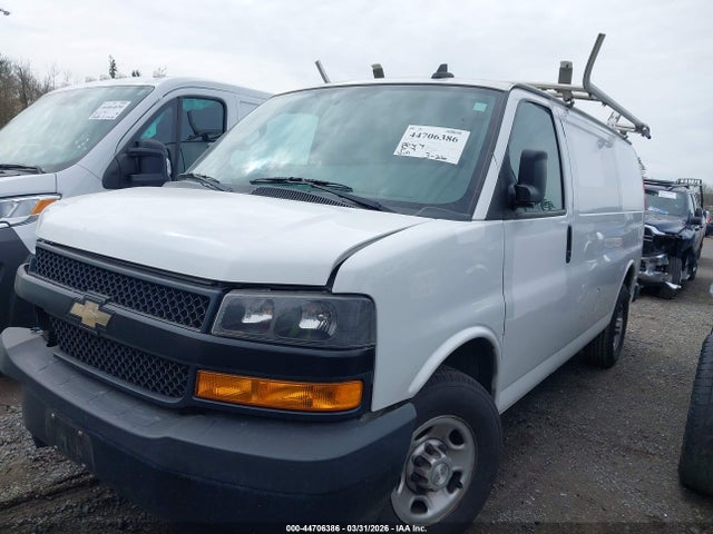 1GCWGAFPXJ1186254 Chevrolet Express 2500 Work Van