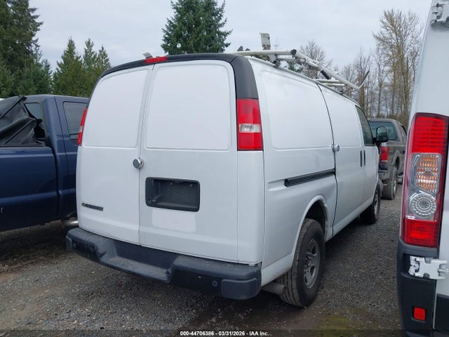 1GCWGAFPXJ1186254 Chevrolet Express 2500 Work Van