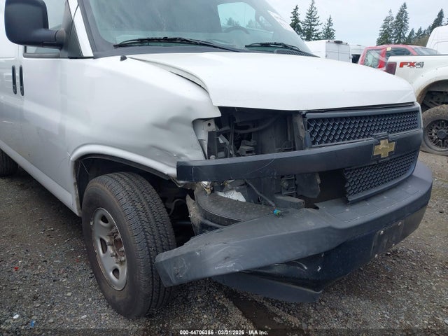 1GCWGAFPXJ1186254 Chevrolet Express 2500 Work Van