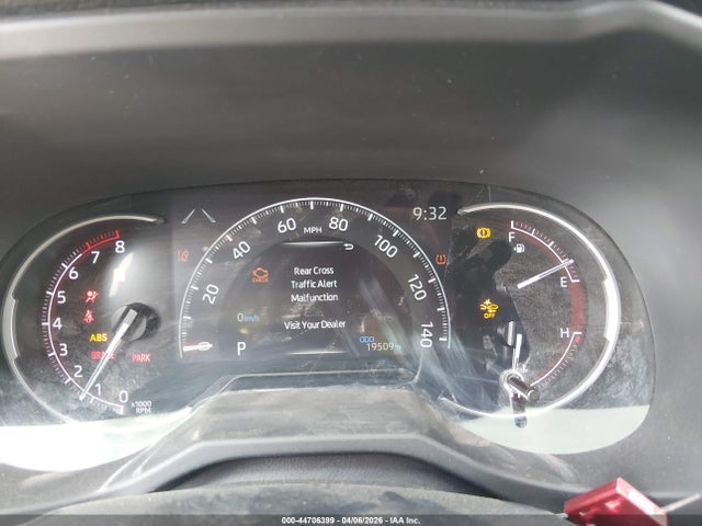 2024 Toyota Rav4 Xle მანქანა იყიდება აუქციონზე, vin: 2T3P1RFV2RW461423, აუქციონის ნომერი: 44706399