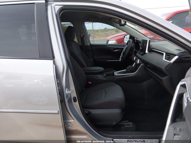 2024 Toyota Rav4 Xle მანქანა იყიდება აუქციონზე, vin: 2T3P1RFV2RW461423, აუქციონის ნომერი: 44706399