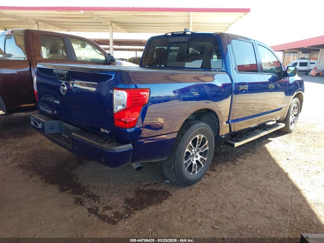 1N6AA1EE9NN105462 Nissan Titan Sv 4x2