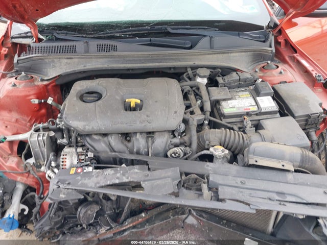 44706429 :رقم المزاد ، 3KPF34AD5ME277833 vin ، 2021 Kia Forte Gt-line مزاد بيع