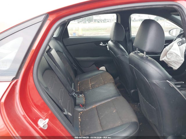 44706429 :رقم المزاد ، 3KPF34AD5ME277833 vin ، 2021 Kia Forte Gt-line مزاد بيع