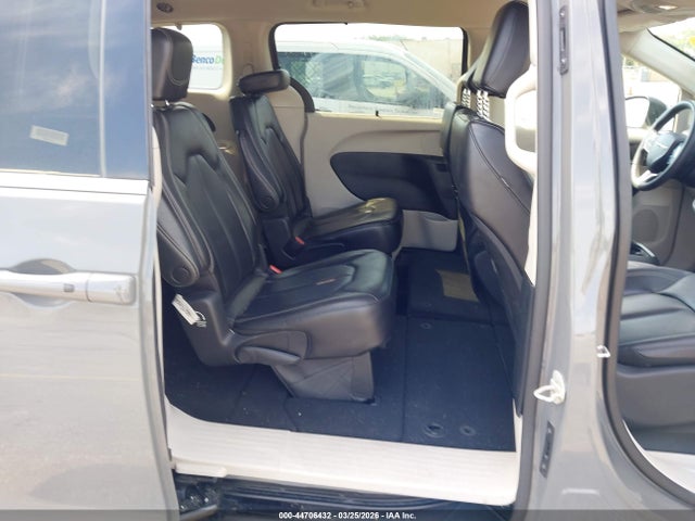 2023 Chrysler Pacifica Touring L მანქანა იყიდება აუქციონზე, vin: 2C4RC1BG3PR577295, აუქციონის ნომერი: 44706432