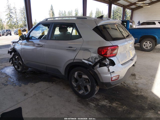 2022 HYUNDAI VENUE KMHRC8A37NU186170 Photo 2