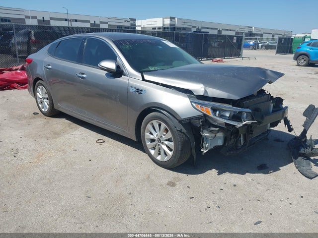 Продаж на аукціоні авто 2018 Kia Optima Ex, vin: 5XXGU4L33JG238019, номер лоту: 44706445