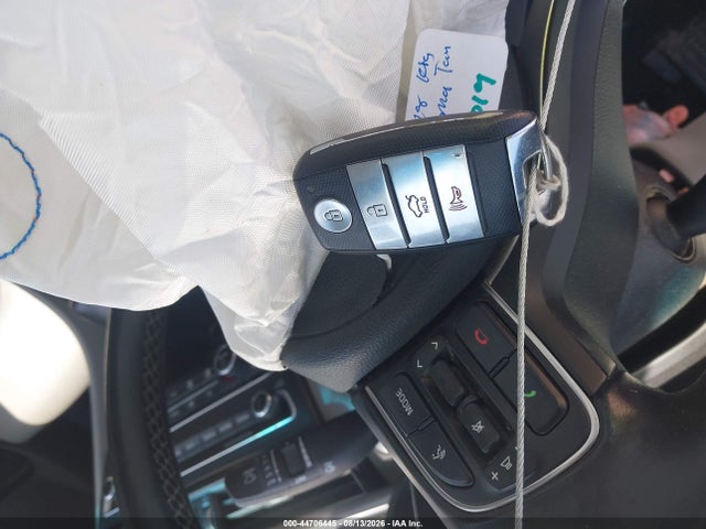 Продажа на аукционе авто 2018 Kia Optima Ex, vin: 5XXGU4L33JG238019, номер лота: 44706445