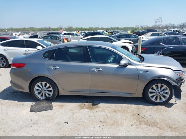 Продажа на аукционе авто 2018 Kia Optima Ex, vin: 5XXGU4L33JG238019, номер лота: 44706445