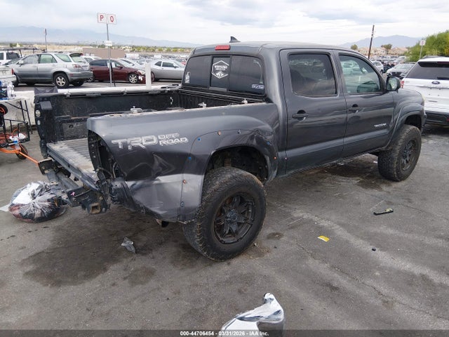 Toyota Tacoma Base V6 2015 3TMLU4EN6FM168776 Image 4
