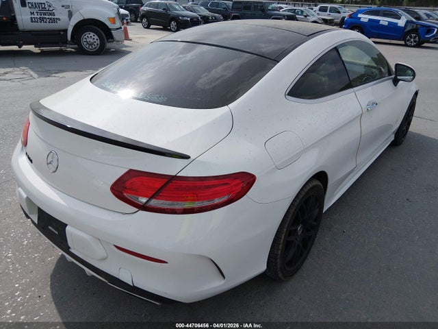 44706456 :رقم المزاد ، WDDWJ4JB8HF418027 vin ، 2017 Mercedes-benz C 300 مزاد بيع