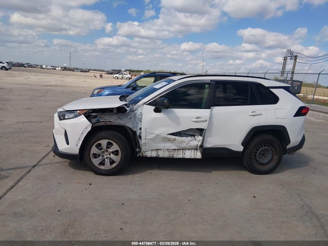 Toyota RAV4 LE 2019 JTMH1RFV6KD503423 Image 14