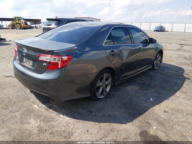 Auction sale of the 2014 Toyota Camry Se Sport, vin: 4T1BF1FK4EU433242, lot number: 44706501