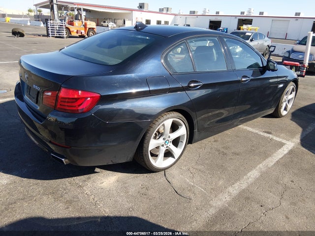 2013 BMW 550I WBAFU9C59DDY71338 Photo 3