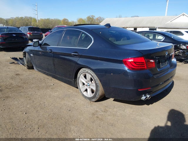 44706536 :رقم المزاد ، WBAFR1C53BC748026 vin ، 2011 Bmw 528i مزاد بيع