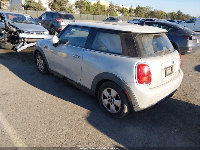44706544 :رقم المزاد ، WMWXM5C55FT937034 vin ، 2015 Mini Hardtop Cooper مزاد بيع