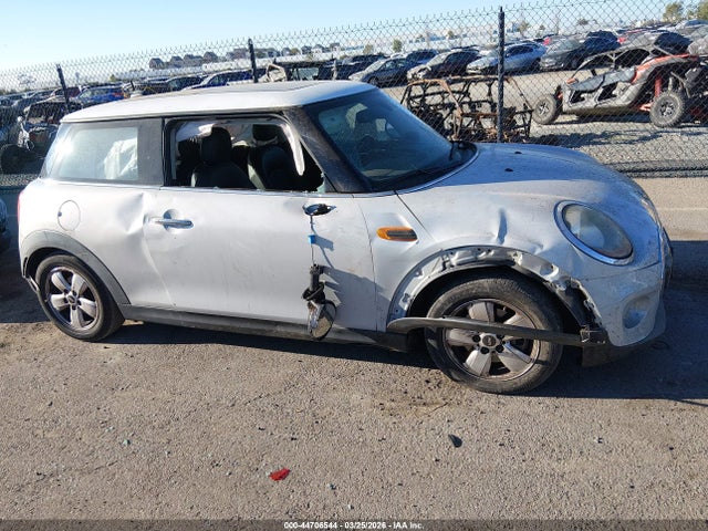 44706544 :رقم المزاد ، WMWXM5C55FT937034 vin ، 2015 Mini Hardtop Cooper مزاد بيع