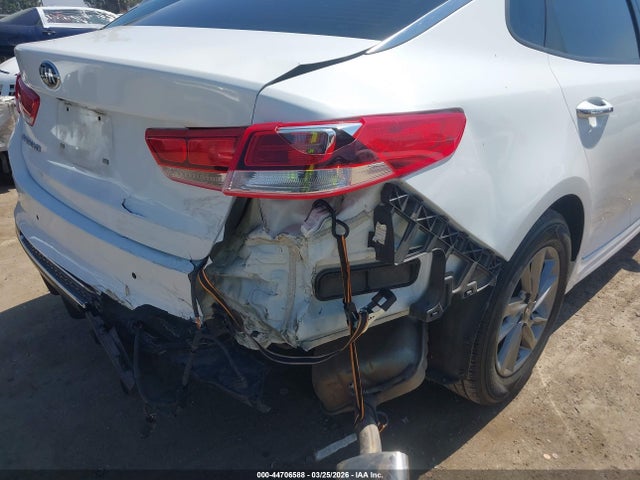 5XXGT4L3XLG396928 KIA Optima Lx