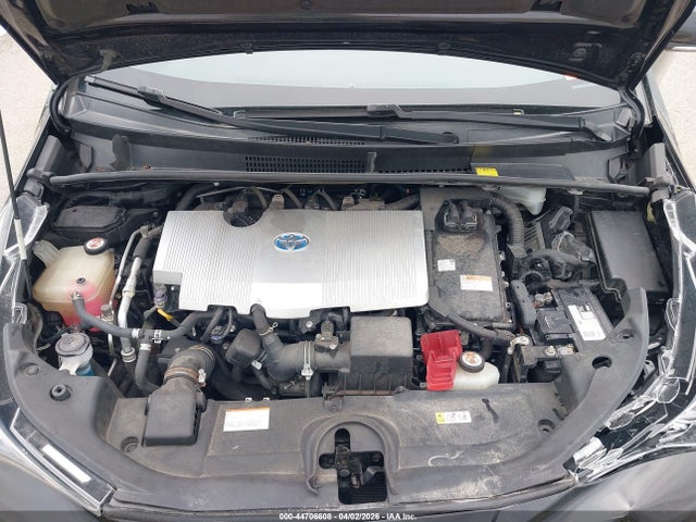 JTDKBRFU4H3048421 Toyota Prius Two