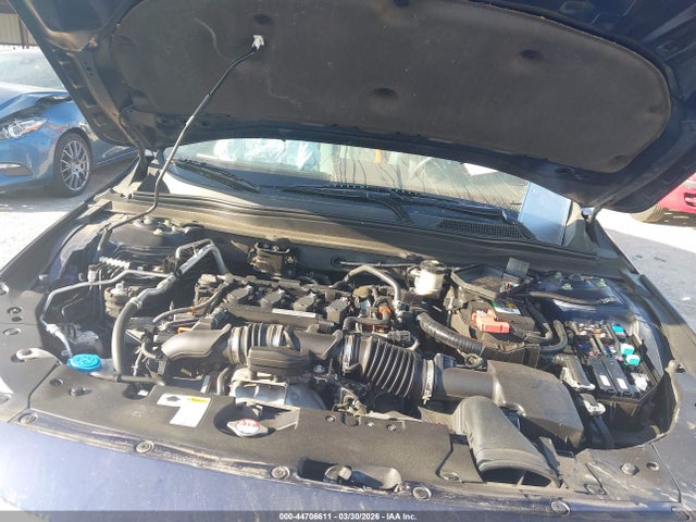 44706611 :رقم المزاد ، 1HGCV1F11JA225805 vin ، 2018 Honda Accord Lx مزاد بيع
