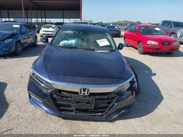 44706611 :رقم المزاد ، 1HGCV1F11JA225805 vin ، 2018 Honda Accord Lx مزاد بيع