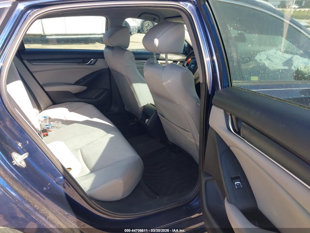 44706611 :رقم المزاد ، 1HGCV1F11JA225805 vin ، 2018 Honda Accord Lx مزاد بيع