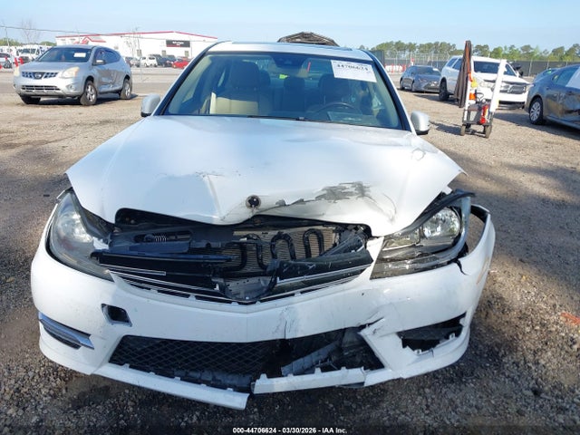 Продажа на аукционе авто 2014 Mercedes-benz C 350 Sport, vin: WDDGF5HBXEA945691, номер лота: 44706624