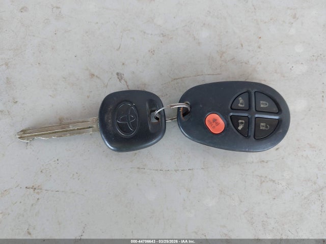 Продаж на аукціоні авто 2011 Toyota Sienna Le V6, vin: 5TDKK3DC7BS108432, номер лоту: 44706643