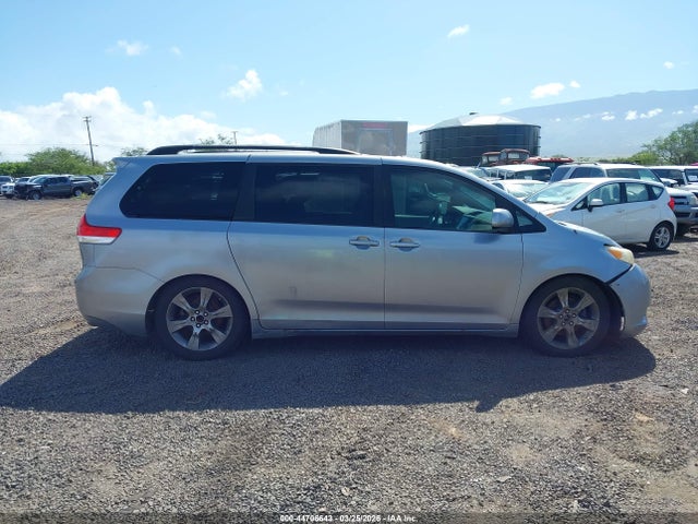 Продаж на аукціоні авто 2011 Toyota Sienna Le V6, vin: 5TDKK3DC7BS108432, номер лоту: 44706643