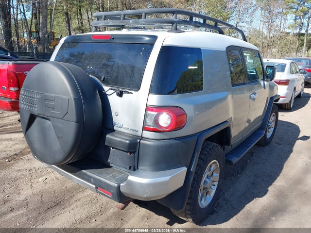 2012 TOYOTA FJ CRUISER JTEBU4BF7CK126155 Photo 3