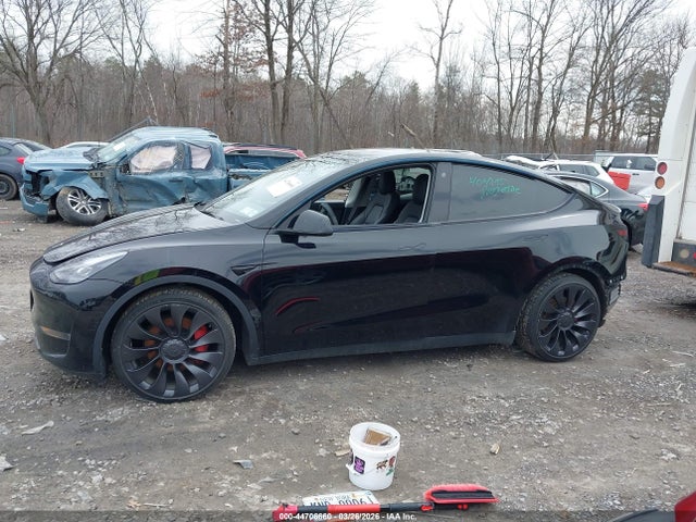7SAYGDEFXNF512878 Tesla Model Y Performance Dual Motor All-wheel Drive