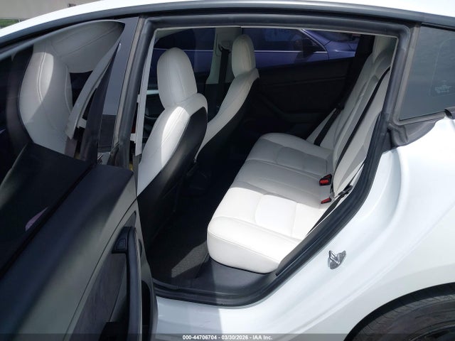 Продаж на аукціоні авто 2021 Tesla Model 3 Standard Range Plus Rear-wheel Drive, vin: 5YJ3E1EA9MF018638, номер лоту: 44706704