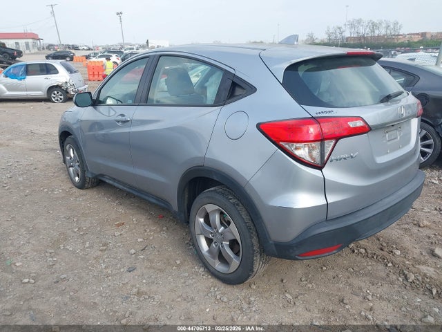 3CZRU6H32NM702252 Honda Hr-v Awd Lx