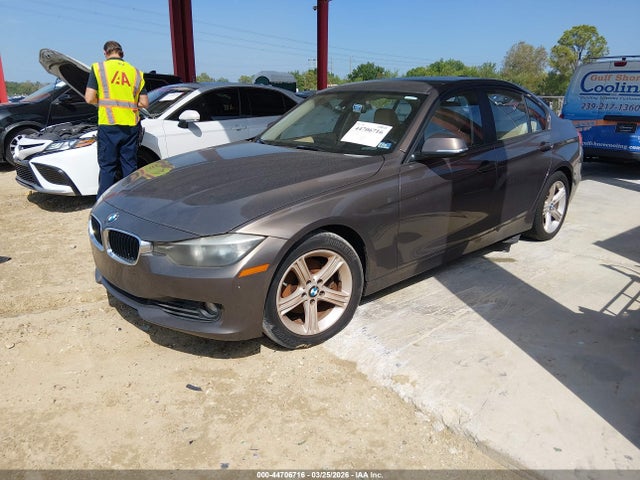 Продажа на аукционе авто 2013 Bmw 328i, vin: WBA3C1C50DF438650, номер лота: 44706716