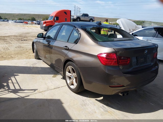 Продажа на аукционе авто 2013 Bmw 328i, vin: WBA3C1C50DF438650, номер лота: 44706716