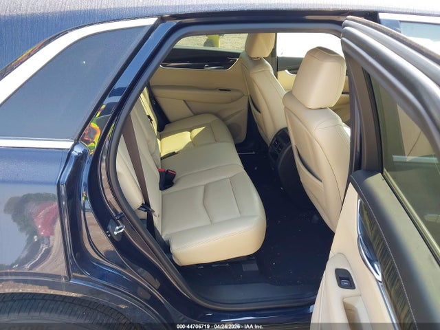 44706719 :رقم المزاد ، 1GYKNARS5HZ122911 vin ، 2017 Cadillac Xt5 Standard مزاد بيع