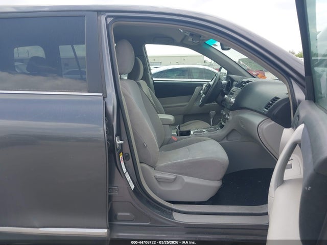 Aukcja sprzedaży 2011 Toyota Highlander Base V6, vin: 5TDBK3EH4BS057949, numer aukcji: 44706722