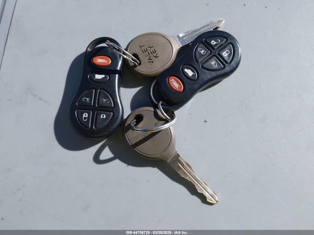 2001 CHRYSLER TOWN & COUNTRY 2C8GP64L51R140035 Photo 10