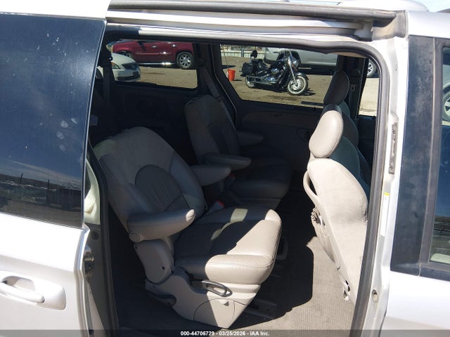 2001 CHRYSLER TOWN & COUNTRY 2C8GP64L51R140035 Photo 7