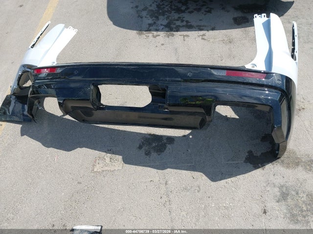 2026 Chevrolet Traverse Awd Rs მანქანა იყიდება აუქციონზე, vin: 1GNEVLKS7TJ239736, აუქციონის ნომერი: 44706739