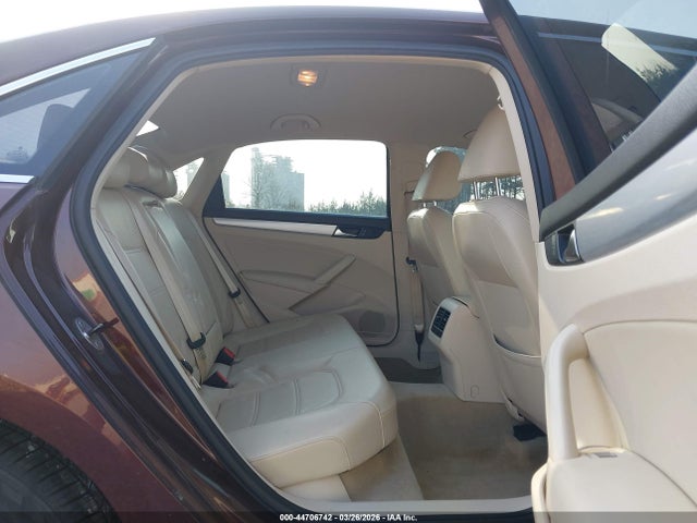 Продаж на аукціоні авто 2013 Volkswagen Passat 2.5l Se, vin: 1VWBH7A36DC140977, номер лоту: 44706742