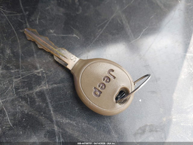 44706751 :رقم المزاد ، 1C4NJPBBXGD726588 vin ، 2016 Jeep Patriot Sport مزاد بيع