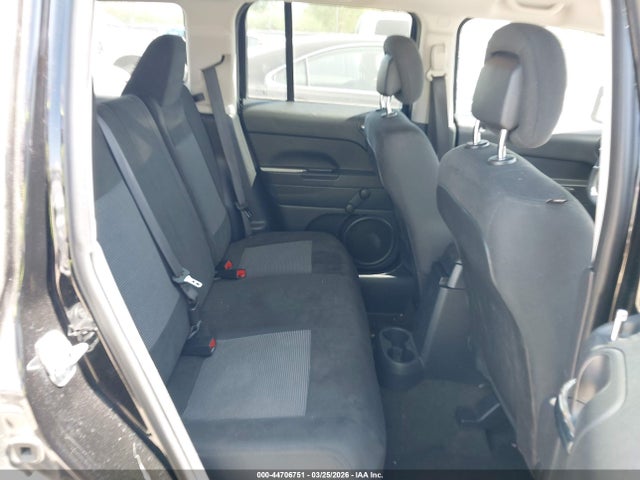44706751 :رقم المزاد ، 1C4NJPBBXGD726588 vin ، 2016 Jeep Patriot Sport مزاد بيع